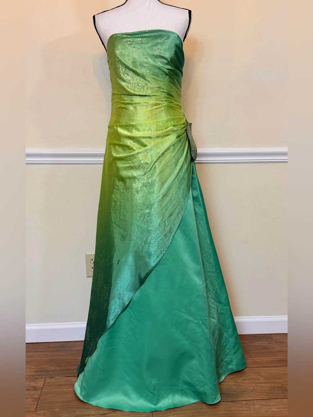 Strapless Green Ombre Evening Gown Princess Formal Dance Gala Party Costume 9 10